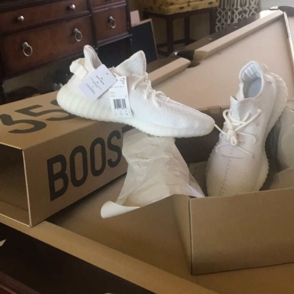Yeezy Boost 350 V2